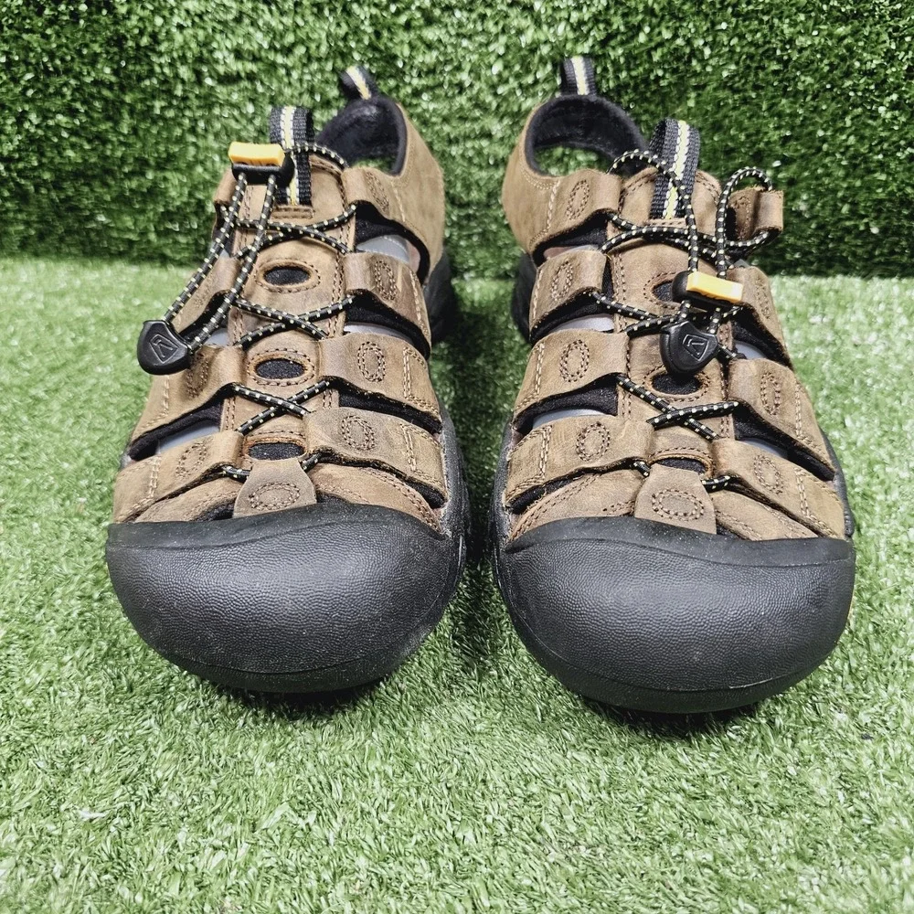 KEEN Newport H2 Brown Leather Athletic Trail Hiking Outdoor Sandals Mens Size 9